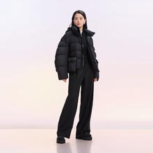 波司登 短款脱卸帽泡芙羽绒服 幻夜黑-自然光 B40145916XS券后964元