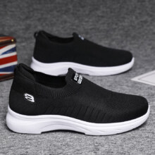京喜自营 专用品牌 Skechers 斯凯奇同款 男士跑步鞋 ZM-241158.8元包邮（合29.40元/件，需领券）