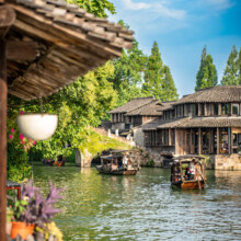 乌镇西栅景区内民宿/水市/水巷驿2天1晚双人通兑套餐809元（需领券）