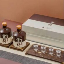 沱牌旗下高端，舍得 品味舍得 52度浓香型白酒600ml*2瓶礼盒装 送米兰小酒100ml*4800元包邮