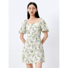 太平鸟【碎花纹样中长裙】夏时尚主题收腰方领泡泡袖连衣裙女超V97元