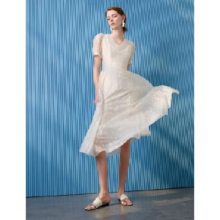 20点：3COLOUR 三彩 夏季新款莱赛尔连衣裙 法式V领收腰286元 包邮