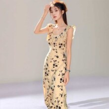 X-MOOM 夏季款女式连衣裙法式复古小飞袖设计感U领气质显瘦长裙女104元