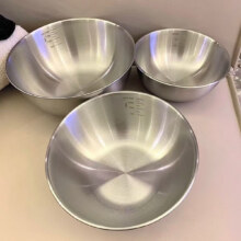 不锈钢沙拉盆 18cm*2件5.99元（买一送一，合3元/件）