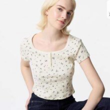28日20点：Uniqlo优衣库 女装提花罗纹亨利领印花T恤51.51元+177个淘金币