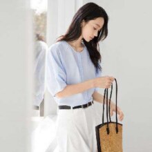 对白 2025夏装法式设计感灯笼袖衬衫69元