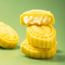 美团 六贤记【新品推荐】榴莲冰糕1个原价3.3活动价2.8元