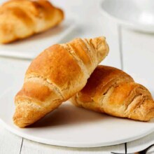 曼可顿（MANKATTAN） 任选组合 手撕面包牛角包汉堡胚 早餐办公室点心 酥皮夹心 奶油75g*229元（合4.14元/件）