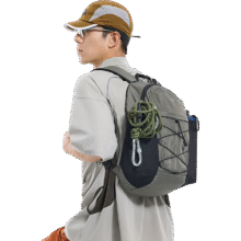京东京造  运动系列户外登山双肩背包16L 轻量徒步 曜石黑207.63元3件，69.21元/件