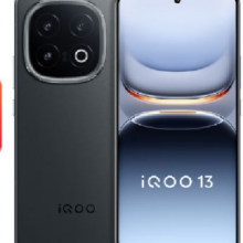 iQOO 13 手机 骁龙8至尊版 赛道版 16GB+1TB3773.01元 （若有晒单返现到手价更低）