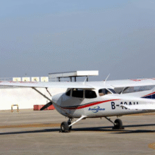 堃天航空飞行基地【成人票】飞行体验票299元