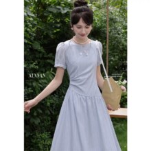 鹿向南 蓝色气质百搭设计感夏季新款连衣裙女161.1元