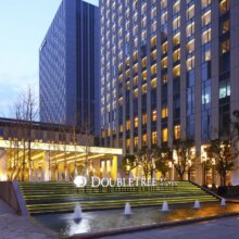 美团：杭州和达希尔顿逸林酒店 2晚原价1798元 现价999元