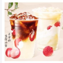 瑞幸咖啡 拿铁/燕麦拿铁/鲜萃轻轻茉莉/标准美式/冰茶5.88元包邮+182淘金币