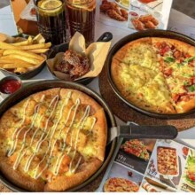 美团必胜客 披萨*2 小吃*2 饮料*239.9元
