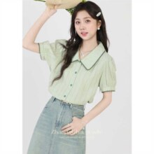 张汽水 夏季小清新翻领短袖衬衫女宽松气质短款上衣128.95元（需领券）