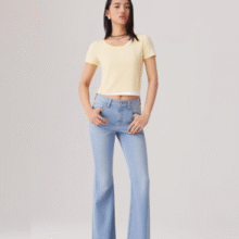 商城同款！Levi's 李维斯 25春夏新款 女士726高腰喇叭牛仔裤A3410￥141.86