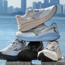 MIZUNO 美津浓 ASTRO X 25年新款 男女款厚底回弹缓震慢跑鞋￥229.92