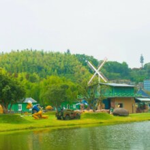 美团 山里人家（鹿野湾森林牧场）-【不限人群票】门票+游玩项目8选4原价108元现价39.9元