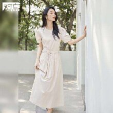 对白 夏装优雅纯棉腰间褶皱本布腰带泡泡袖女式中长连衣裙 部分尺码121元