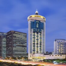 美团 上海东锦江希尔顿逸林酒店2晚折544元/晚（原价1532元）