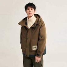 反季特价，Snow Flying 雪中飞 男士短款连帽羽绒服 两色169元包邮
