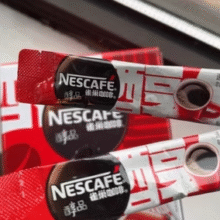 新降！雀巢 醇品美式黑咖啡1.8g*48袋￥16.43 2.7折 比上一次爆料降低 ￥2.47
