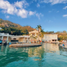 美团 古兜湖景酒店双床+2次温泉谷温泉+水乐园 全网低价原价1109元 现价198元