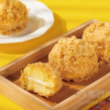 美团 鲍师傅糕点 柠檬酸奶风味酥松小贝蛋糕兑换券·1张原价19元现价9.9元