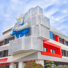 美团 上海海昌奥特曼主题酒店1晚+官方渠道专享礼遇+奥特曼主题礼遇+2大2小上海海昌海洋公园门票原价2705元，现价1498元