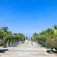 美团  大小洞天旅游区-【双人票】门票+电瓶车+椰寨情侣套餐+6项349元