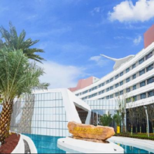 美团 上海海昌海洋公园度假酒店1晚+官方渠道专享礼遇+2大2小海昌海洋公园门票原价1890元 现价1198元