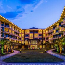 西昌邛海湾柏栎荟舍酒店1-2晚连住含双早套餐328元起/晚