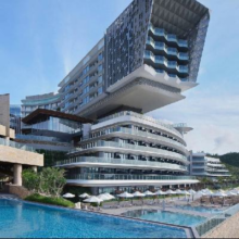 美团 珠海东澳岛万豪度假酒店 1晚+海鲜双人自助晚餐/万豪中餐厅餐饮消费额度+旅拍体验+迷你吧首轮畅饮+东澳岛码头接送原价2199元，现价1399元