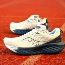 Saucony 索康尼 Triumph 胜利 22 男女顶级缓震跑鞋 多色含宽楦新低654.2元包邮