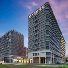 维也纳酒店（广州白云国际机场航站楼店）1晚+24H机场接送【02086878666】原价338元 现价258元