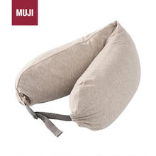 MUJI 無印良品 舒适颈部靠枕 办公室午睡枕头 米色72.72元