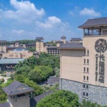 3.2折！  美团 广州长隆酒店 家庭房2晚+4人3天无限畅玩4园门票原价13776元，现价4328元