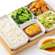 美团  超意兴·千叶豆腐+十三香辣椒+炸鸡蛋+清炒油菜+卷心菜+米饭原价15.5元现价11.9元