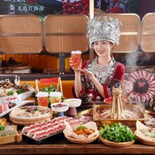 美团【鼎级牛】九宫格双人餐-·贵州酸汤牛肉火锅原价368元，现价96.5元