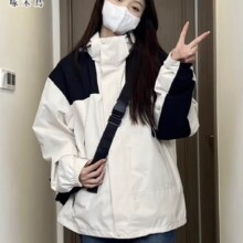 啄木鸟 冲锋衣男女同款2025春秋季新款防风防水户外登山服情侣外套 米白49元（需领券）