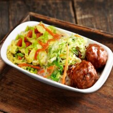 美图 田老师红烧肉 青椒炒鸡蛋+2个狮子头+牛心菜单人兑换券14.8元