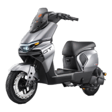雅迪 冠能S白鲨电动自行车 48V30A3679.2元