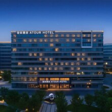 美团 亚朵 【暑期出游不加价亚朵集团通兑】509单晚 含双早  多店通兑原价679元 现价459元
