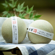 萧鲜生山东冰淇淋网纹瓜玫珑蜜瓜（拍2件合并一箱发货）当季新鲜水果 甄选网纹蜜瓜 4.25-4.5斤（2-3个）34.8元（需领券，合17.4元/件）