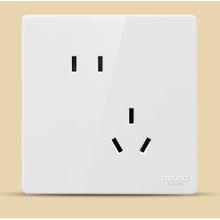 德力西 CD821系列 HAE86ZS/3 斜五孔插座 瓷感白8.94元