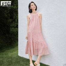 3日10点：DUIBAI 对白 莱赛尔挂脖系带 细腻碎褶连衣裙94元