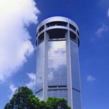 美团 上海新锦江大酒店1晚+古埃及文明大展门票原价1388元现价999元