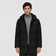 波司登连帽羽绒服男冬季经典休闲宽松防风保暖389元（需领券）