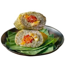 需首购、88VIP：胖四娘 灰粽农家手工鲜肉板栗粽 200g*2只5.22元包邮+158淘金币（需领券）